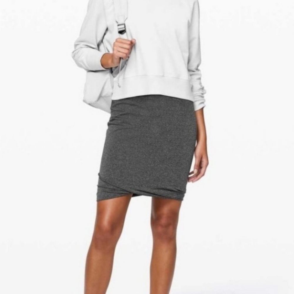 Lululemon Boulevard Bliss Bubble Gray Skirt - Picture 3 of 6
